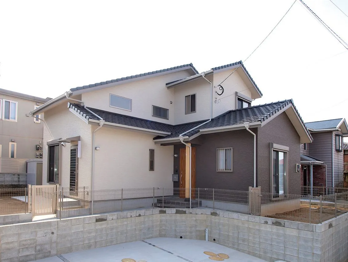 【愛媛・注文住宅】自然素材にこだわる家🏠　吹抜け😊