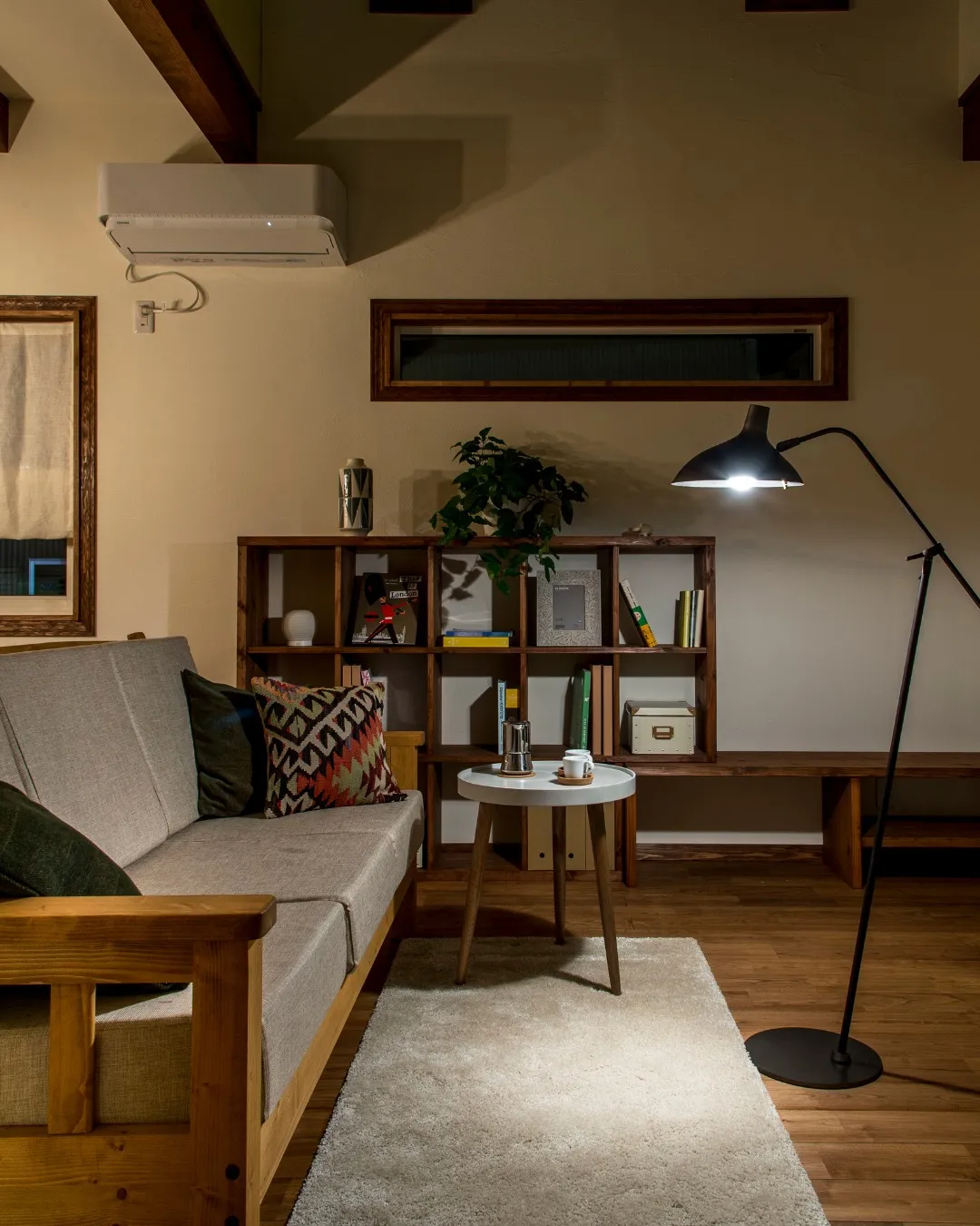 📖 読書にも、コーヒーにも、ちょうどいい場所。